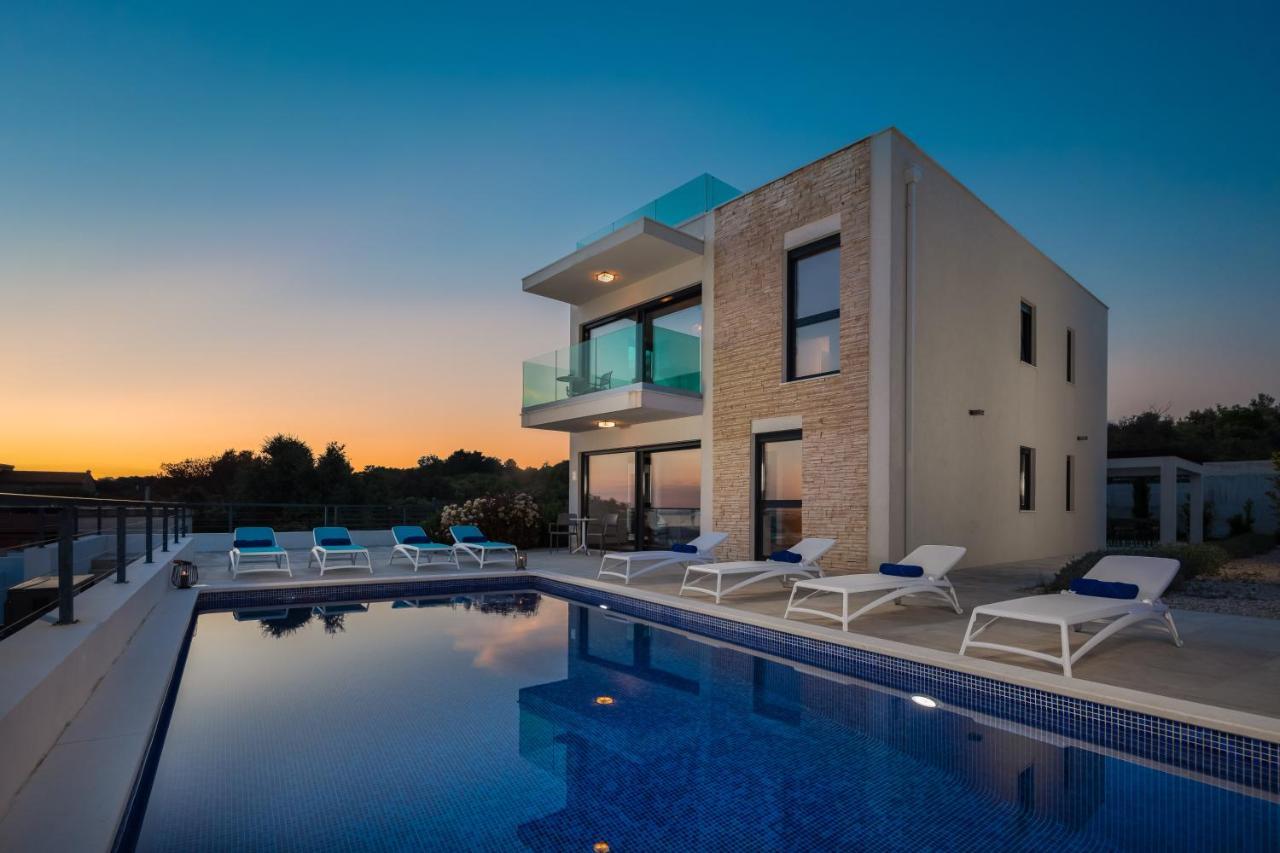 Sun Resort Apartments Zecevo Exterior photo